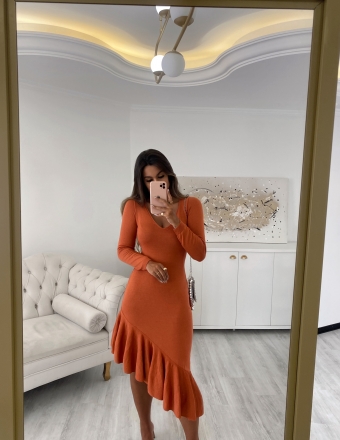 VESTIDO BARRA BABADO