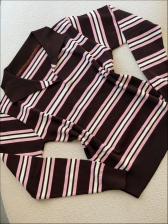 BLUSA MANGA LONGA LISTRADA ARY - MARROM COM ROSA