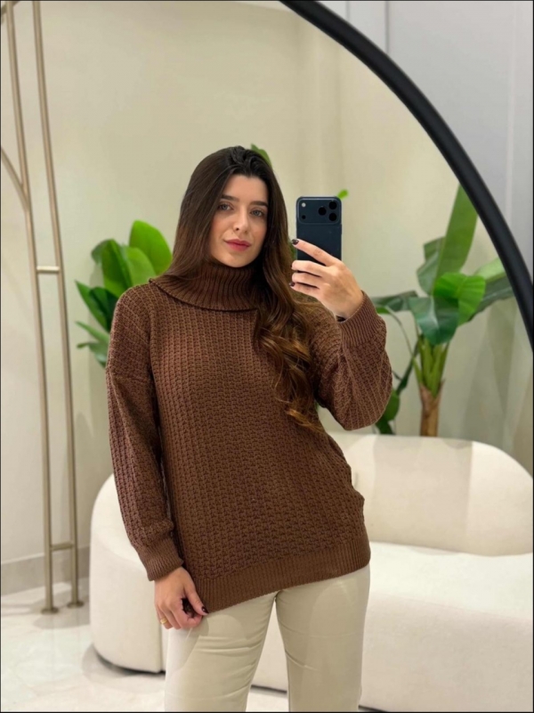 BLUSA GOLA ALTA LUMA - CARAMELO