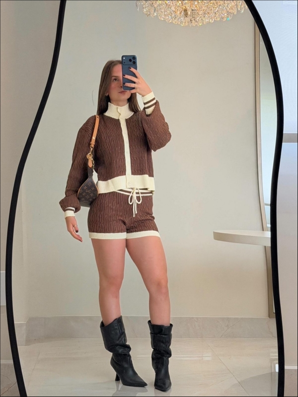 CONJUNTO SHORT BICOLOR - MARROM COM OFF