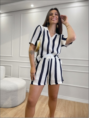 CONJUNTO SHORT LISTRAS VERTICAIS