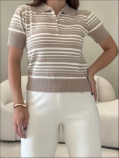 TSHIRT POLO LISTRAS - AREIA/OFF WHITE