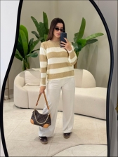 BLUSA LISTRADA PÉTALA - Areia com Branco