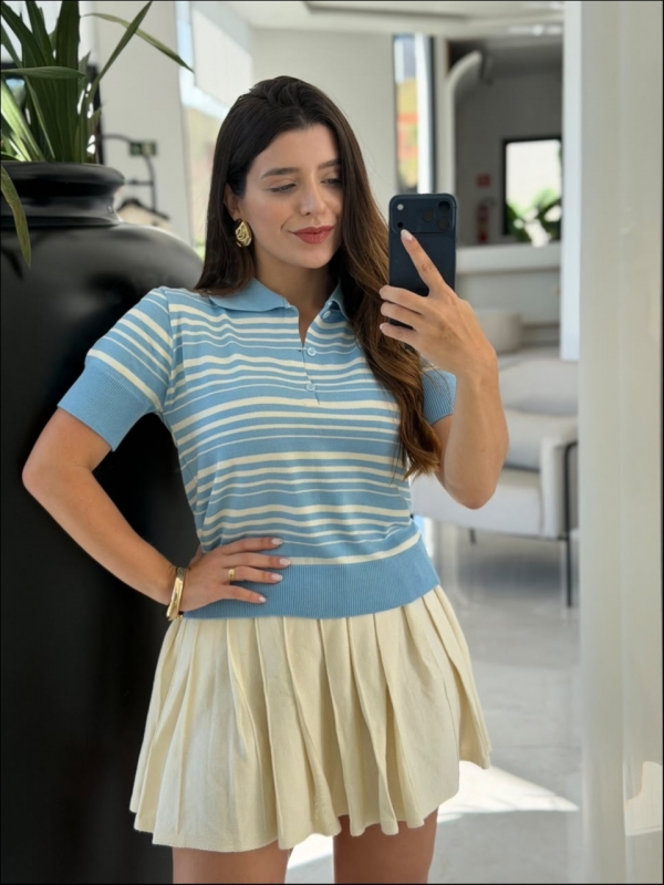 TSHIRT POLO LISTRAS - Azul bebê com off