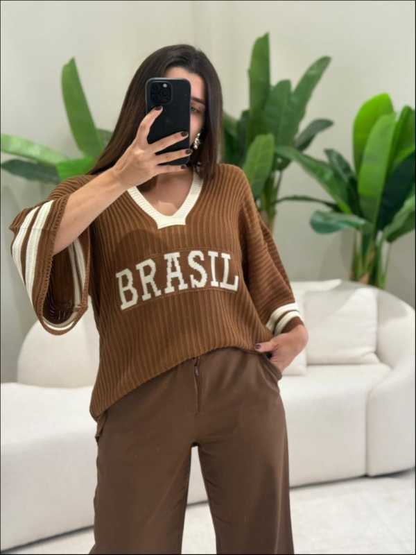 BLUSA AMPLA BRASIL LISA - MARROM