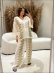 CONJUNTO BICOLOR GLEICE - OFF WHITE/ AREIA