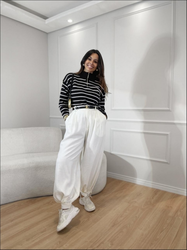 BLUSA ZIPER KEITY - PRETO COM BRANCO