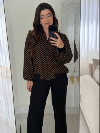 CONJUNTO COM JAQUETA ESTELA